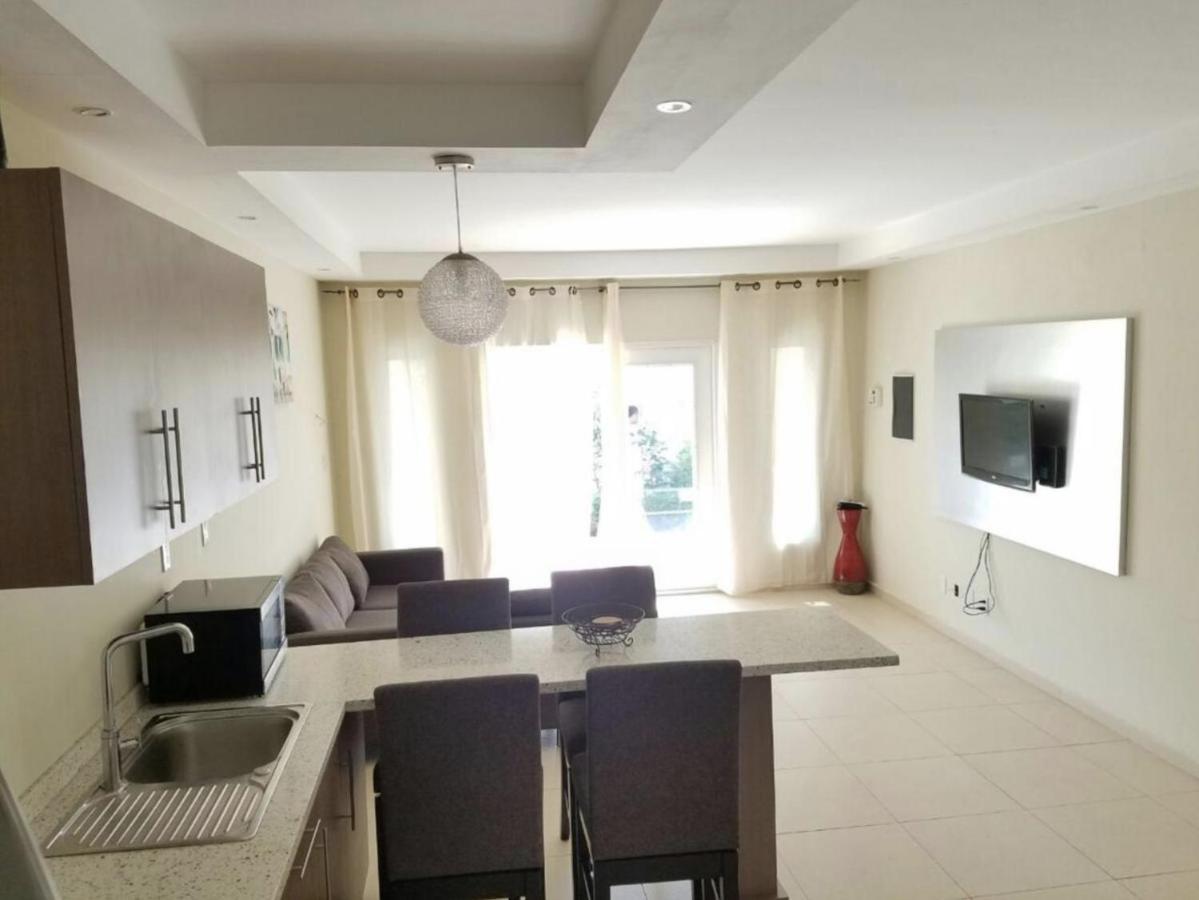 Andira Apartments 빌렘스타트 외부 사진